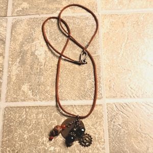 🧡HAND-CRAFTED NECKLACE